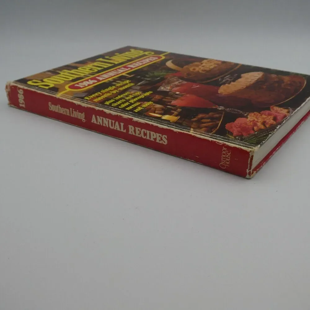 Vintage Southern Living 1986 Annual Recipes Hardcover Cookbook Oxmoor House